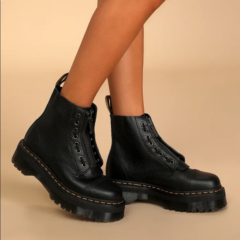 Dr Martens Sinclair 8 Eye Platform Boots-
